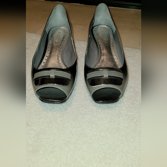 BCBG designer ombre gray patent leather low open toe wedge size 8 - Picture 4 of 7